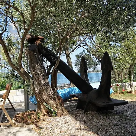 And By The Sea Seline, Paklenica - 6440 Konukevi