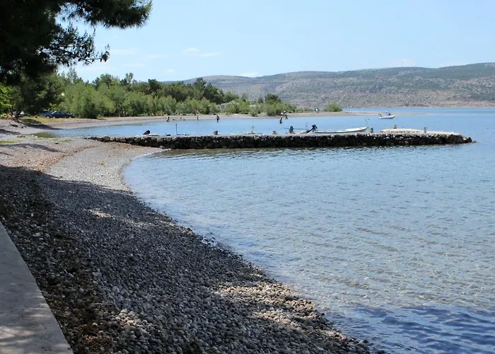 And By The Sea Seline, Paklenica - 6440 3*